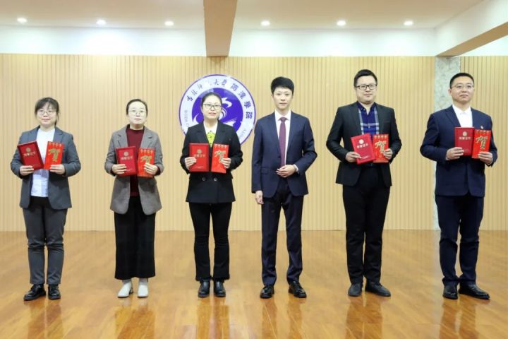 1639728250108052.jpg 640.webp (28).jpg